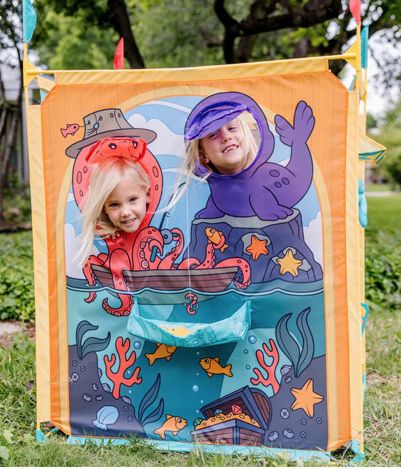 Fun At The Fair! Center Play Tent 4 Sides Of Activities  board game collectible [Barcode 000772923057] - Main Image 3