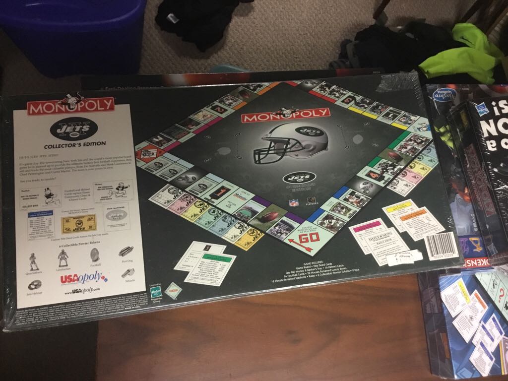 Jets Collectors Edition Monopoly  board game collectible - Main Image 2
