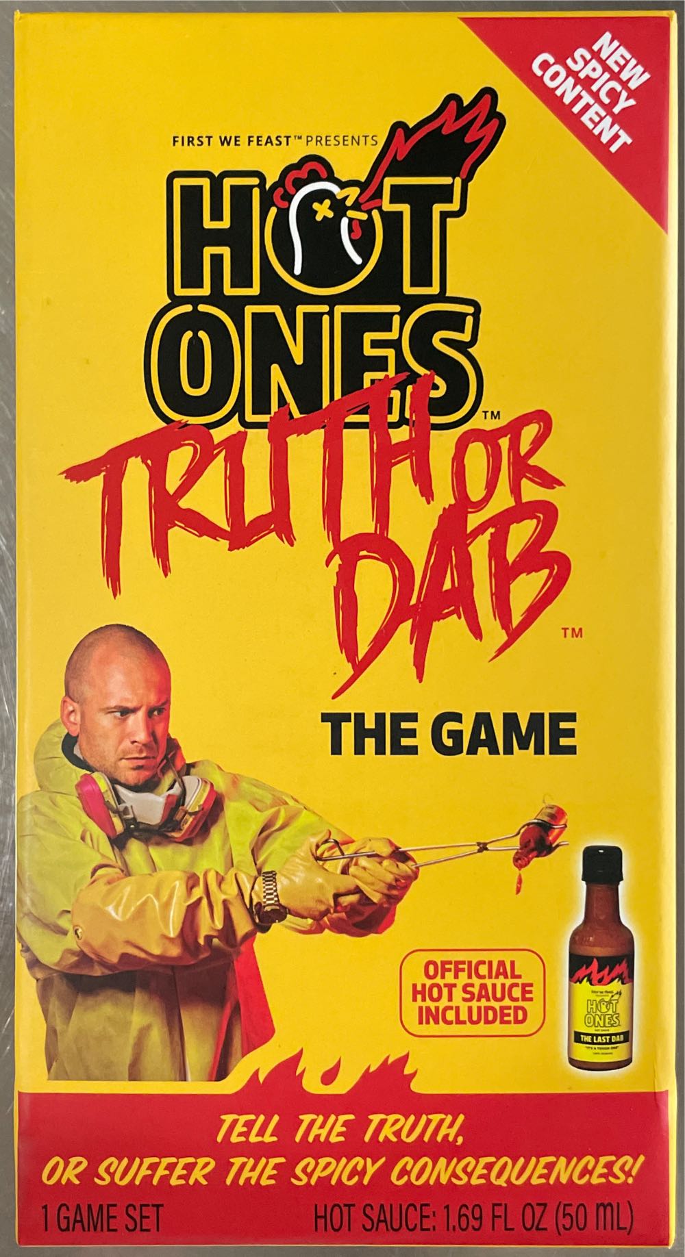 Hot Ones Truth Or Dab The Hot  (3-6) board game collectible [Barcode 182805000659] - Main Image 2