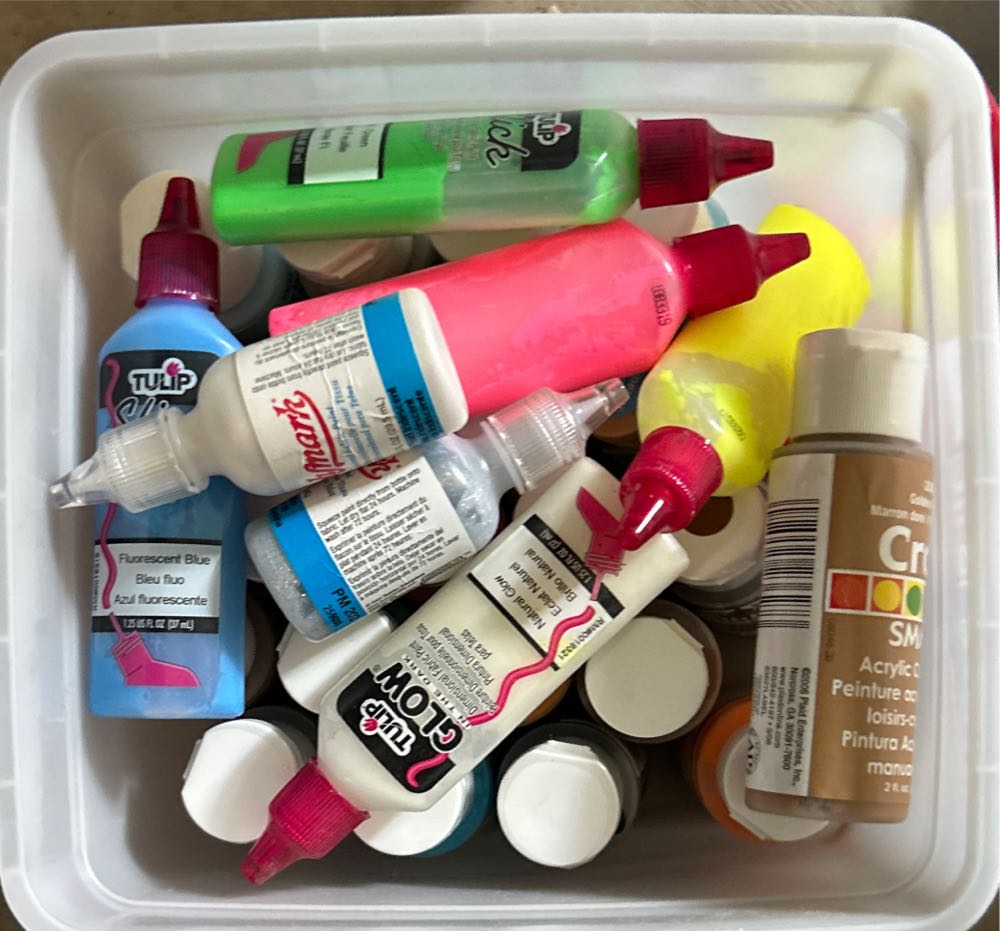 Crafts- Bucket Of Paints And Brushes  board game collectible [Barcode 028995236273] - Main Image 2