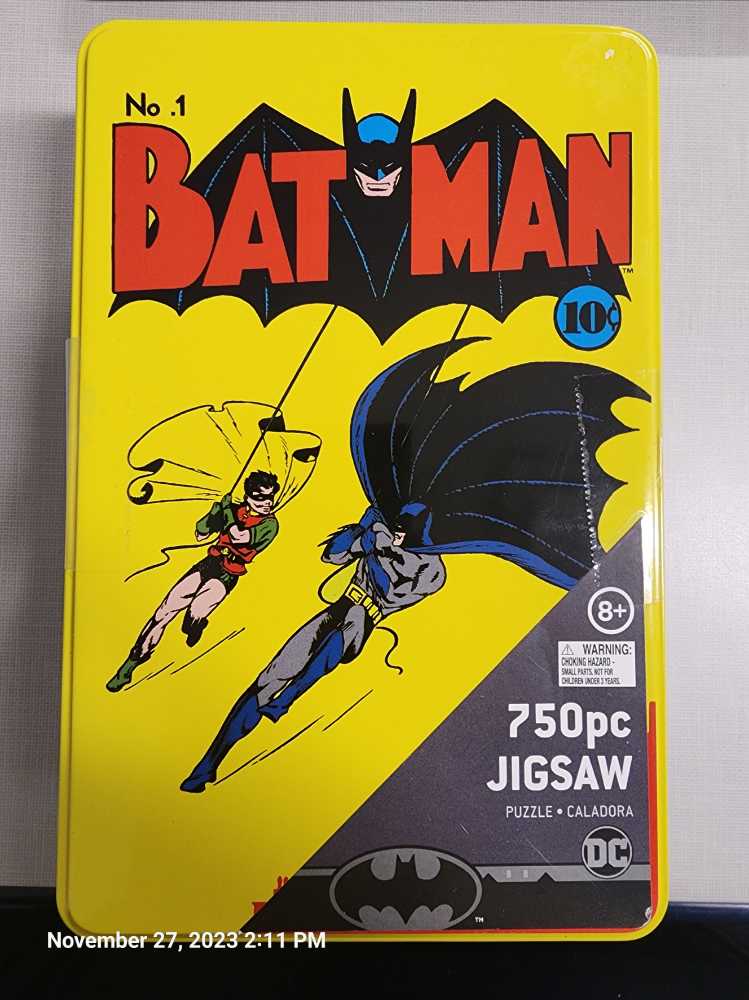 Paladone Batman 750pc Jigsaw Puzzle Officially Licensed Superhero Merchandise  board game collectible [Barcode 5055964767372] - Main Image 2