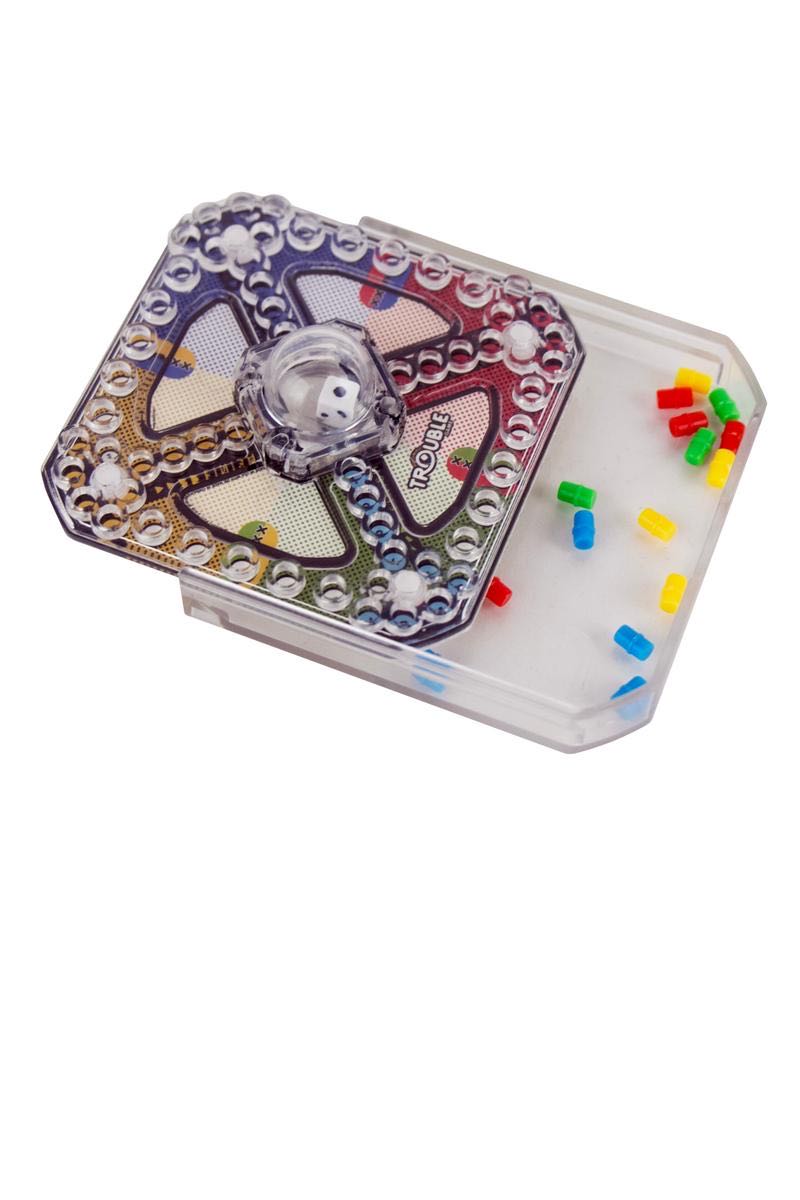 Fin Finaud Dans La Cuisine