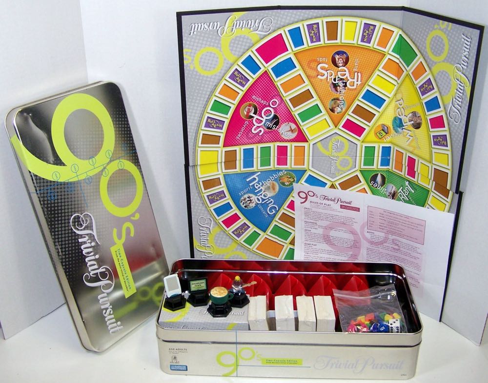 Trivial Pursuit 90  board game collectible [Barcode 653569055419] - Main Image 1