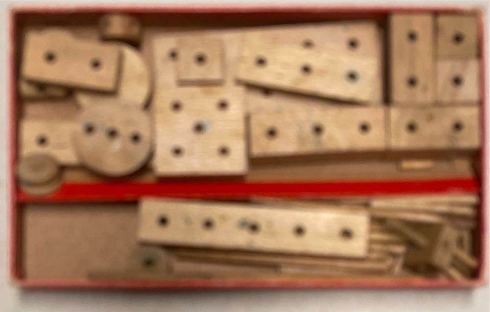 Anker-universal Holzbaukasten  board game collectible - Main Image 2