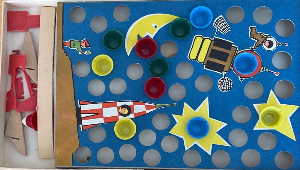 Do Vesmíru  (1-4) board game collectible - Main Image 2