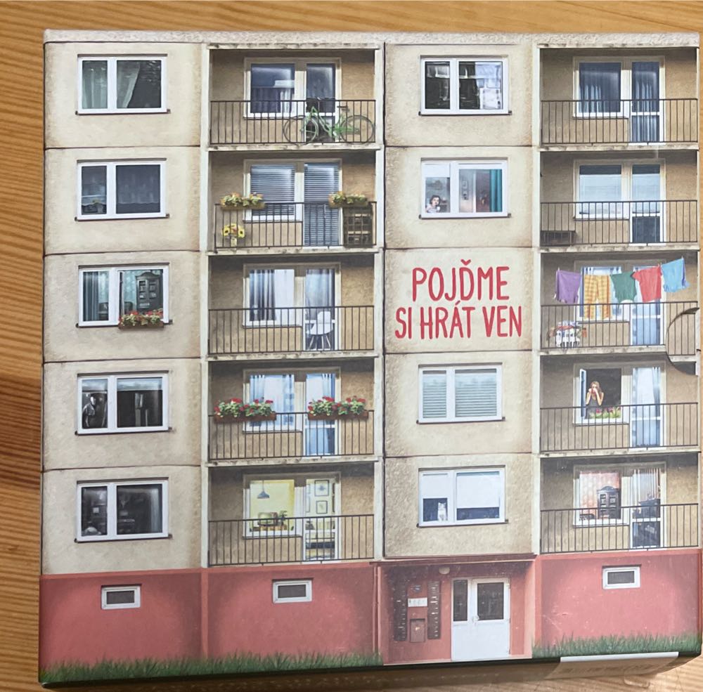 Pojďme Si Hrát Ven Knihy Hry  (2-8) board game collectible [Barcode 9788024266039] - Main Image 2