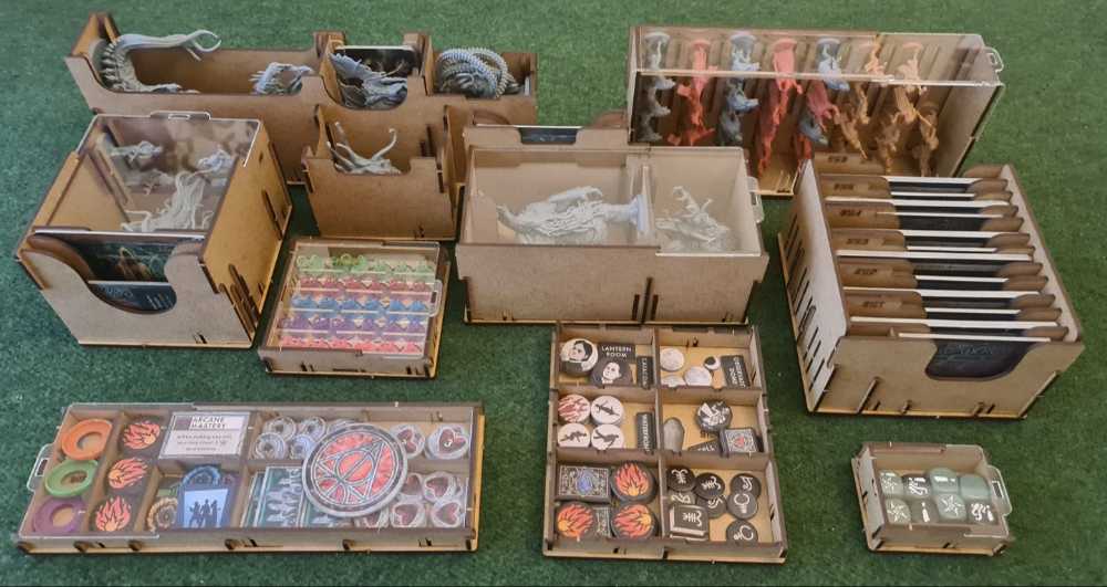 Cthulhu Death May Die - e-Raptor Insert  (1-5) board game collectible - Main Image 4