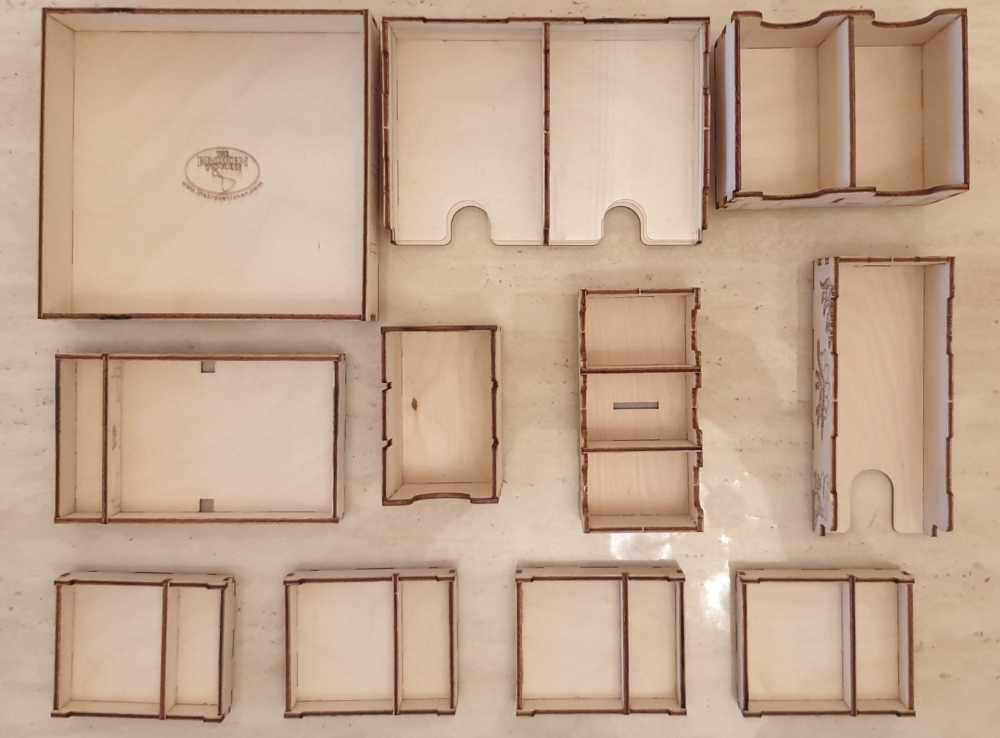 Dinosaur Island: Totally Liquid - Broken Token Organizer  (1-5) board game collectible - Main Image 2