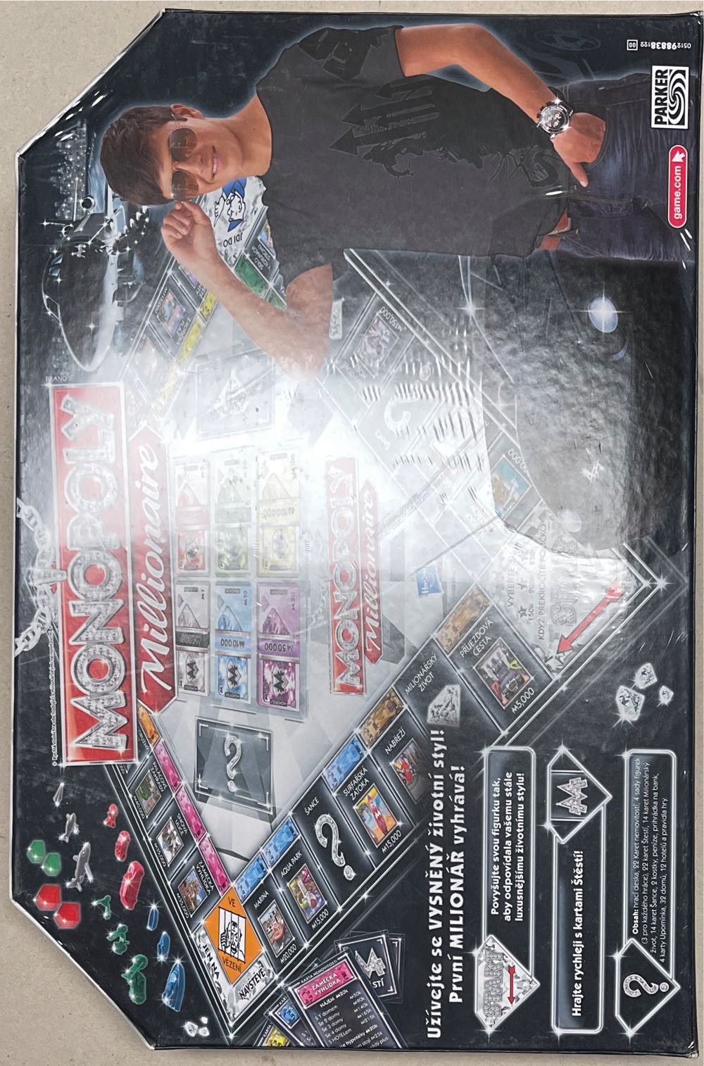 Monopoly Millionaire Společenská Hra Milionář  (2-4) board game collectible [Barcode 5010994646752] - Main Image 2