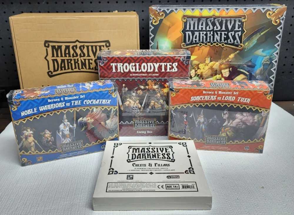 Massive Darkness: Lightbringer KS Pledge  (1-6) board game collectible - Main Image 3
