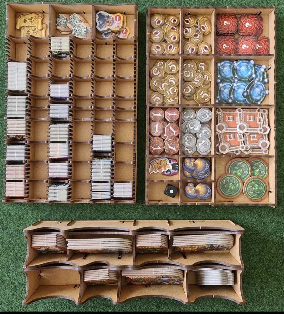 Small World Of Warcraft: e-Raptor Insert  (2-5) board game collectible - Main Image 4