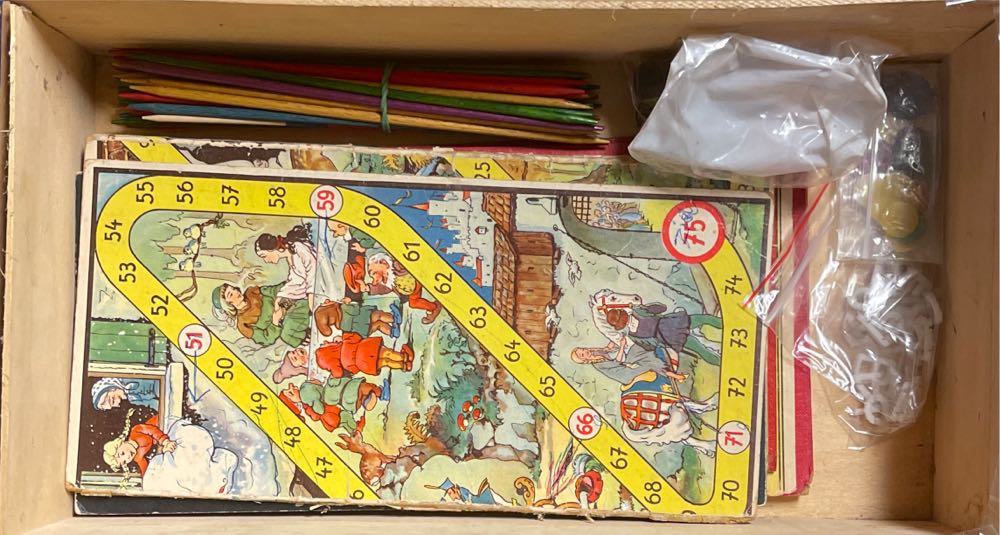 Soubor Her Dreveny  board game collectible - Main Image 2