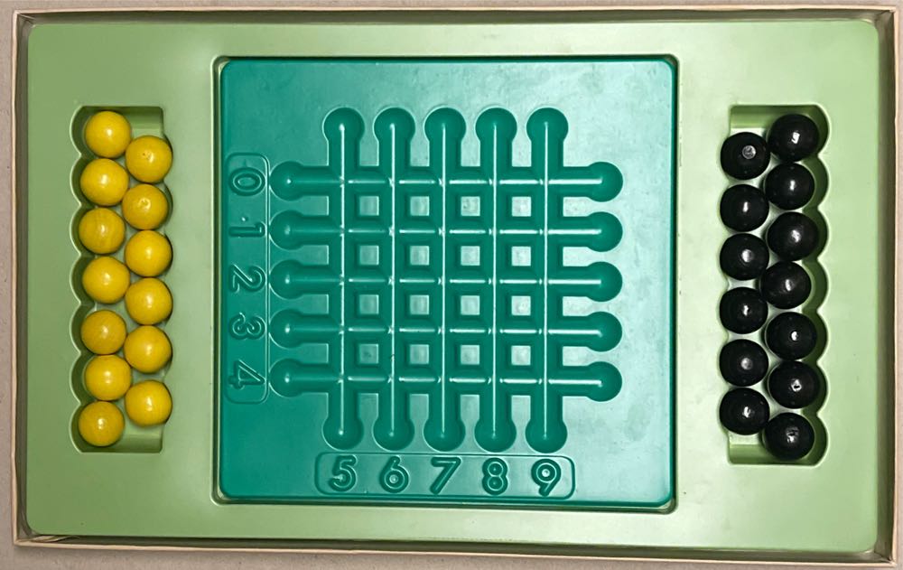 Push De Luxe Edition  (2) board game collectible - Main Image 2