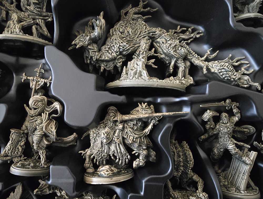 Tainted Grail: Kings Of Ruin-Wyrd Encounters  (1-4) board game collectible [Barcode 5904689271759] - Main Image 4