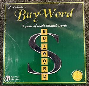 Yahtzee: Sriracha | Collectible Sriracha Bottle Dice Cup | Classic Dice Game Based On The Popular Hot Sauce Sriracha | Great For Family Night | Officially Licensed Sriracha Game & Merchandise