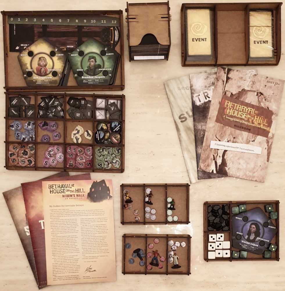 Betrayal At House On The Hill + Expansion: e-Raptor Insert  (3-6) board game collectible - Main Image 4