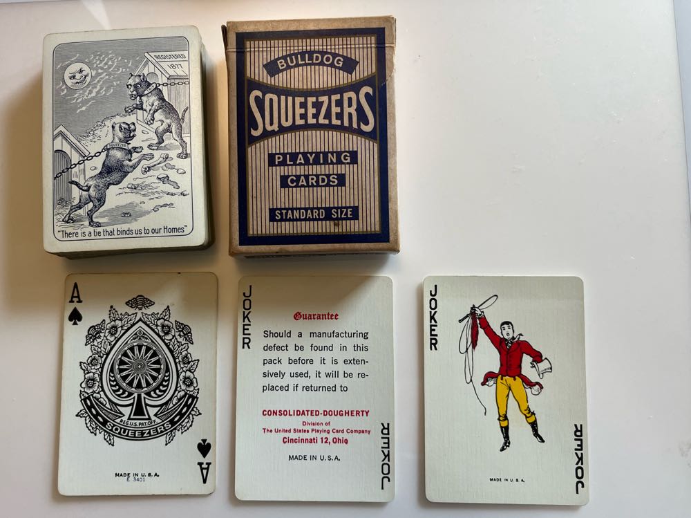 Bulldog Squeezers  board game collectible - Main Image 2