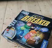 Escape Room: Tiedemiehen Salaisuus