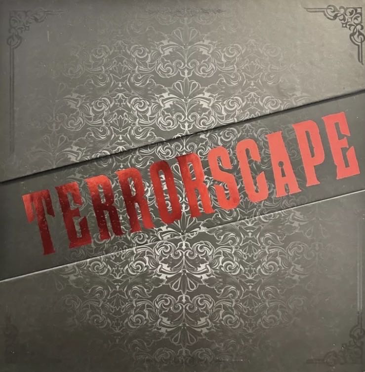 Coca Cola Coke Collectors Edition Chess Contour Bottle Pawn Set Collector’s Christmas Holiday Sealed White Piece Pieces Vs New Vs. Red Replacement Part Only Santa 2 In Nib Can Knight Bell Bishop Rare Polar Bear Vintage Queen