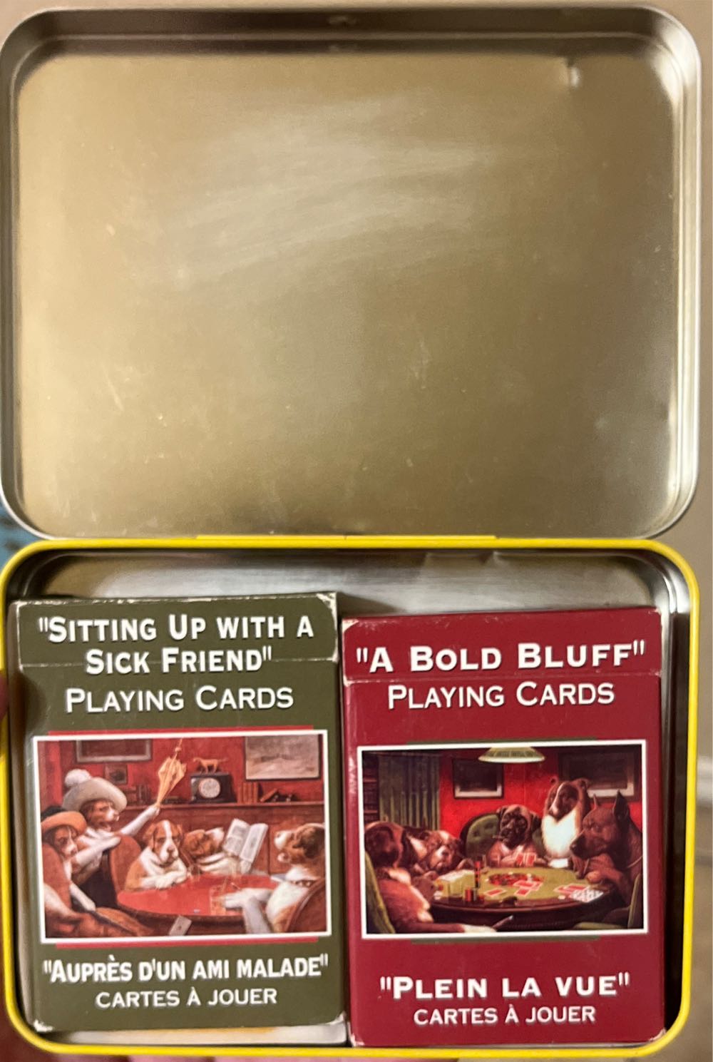 A Bold Bluff Dogs Playing Cards Tin  board game collectible - Main Image 2