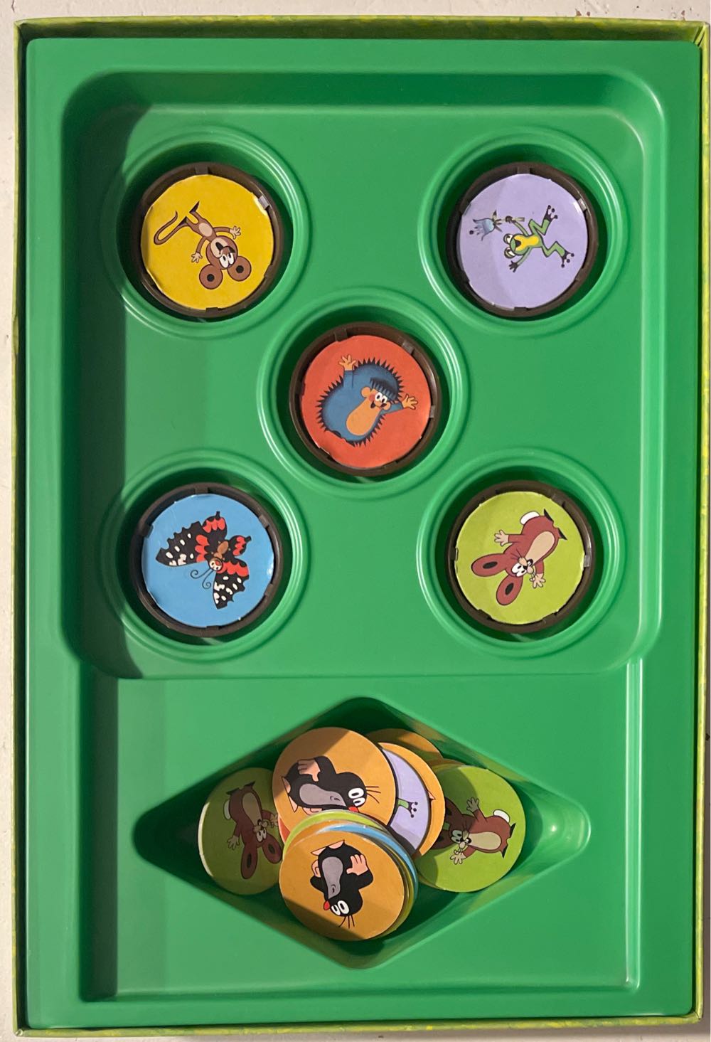 Der Maulwurf Sucht Seine Freunde › Stadtbibliothek  (2-4) board game collectible [Barcode 4005556218455] - Main Image 2