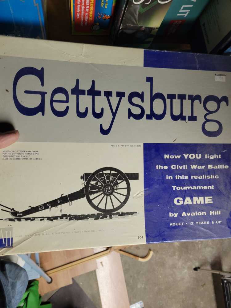 Monopoly Disney Edition Retired Family