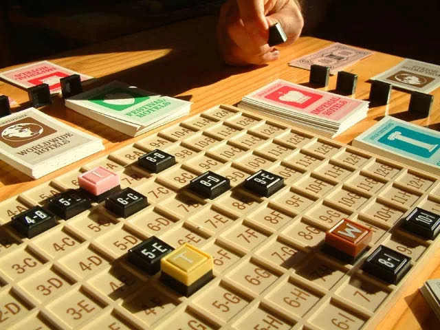 Acquire (1976)  board game collectible - Main Image 3