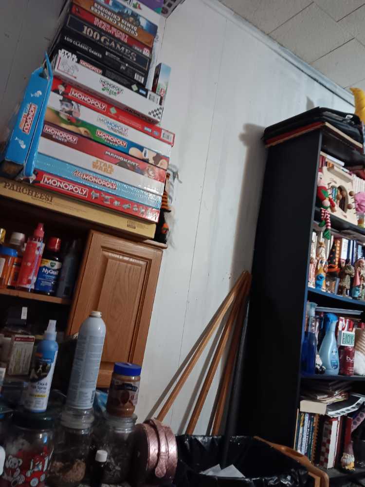 Front Porch Classics; ”wordspot; A Classic Word Search Game” Sababa Toys;