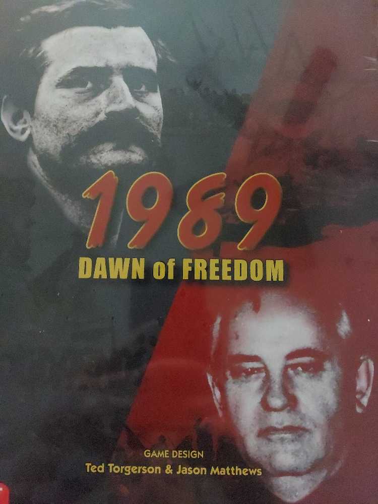 1989 Dawn Of Freedom  board game collectible [Barcode 817054010110] - Main Image 2