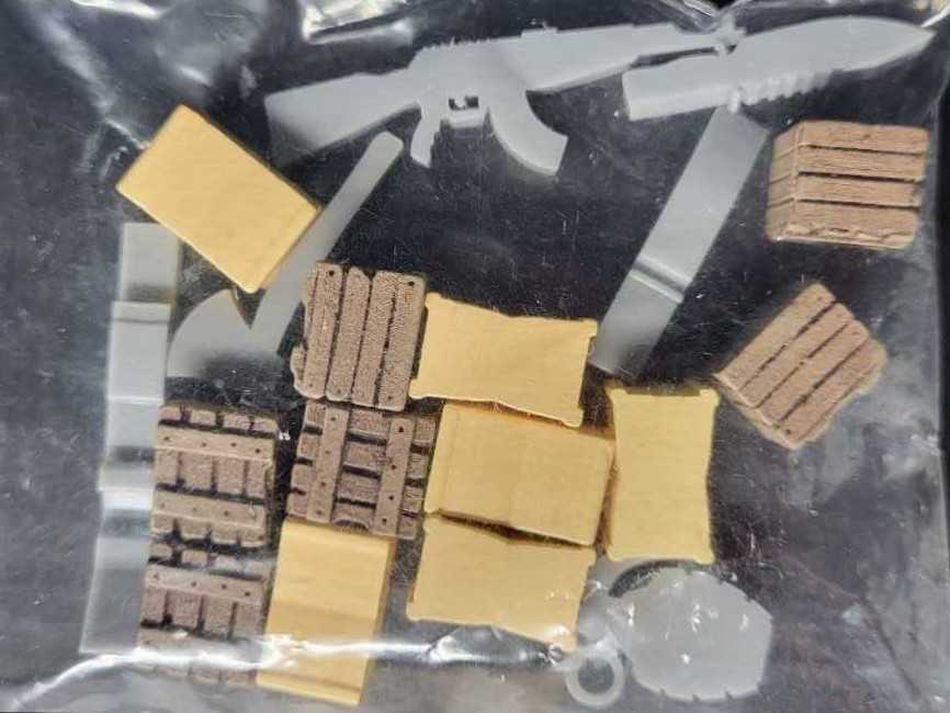 Zombomination: Apocalypse Edition   (1-2) board game collectible - Main Image 3