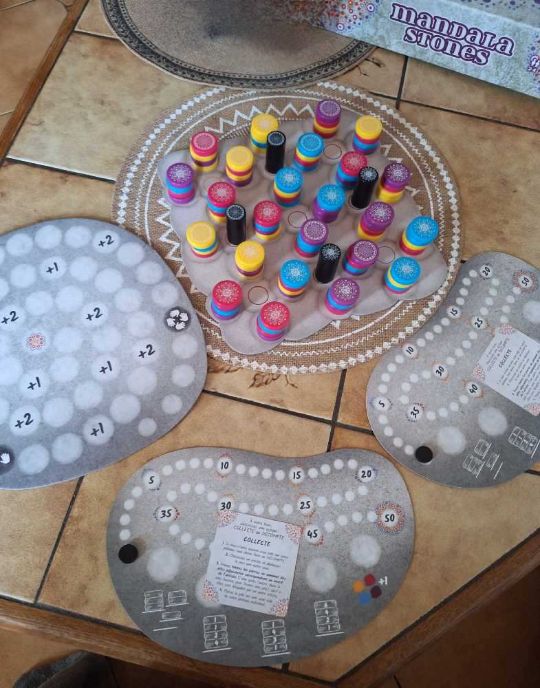 Mandala Stone   (2-4) board game collectible [Barcode 787790580799] - Main Image 2