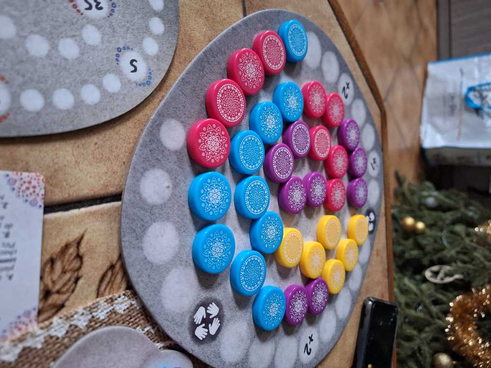 Mandala Stone   (2-4) board game collectible [Barcode 787790580799] - Main Image 3