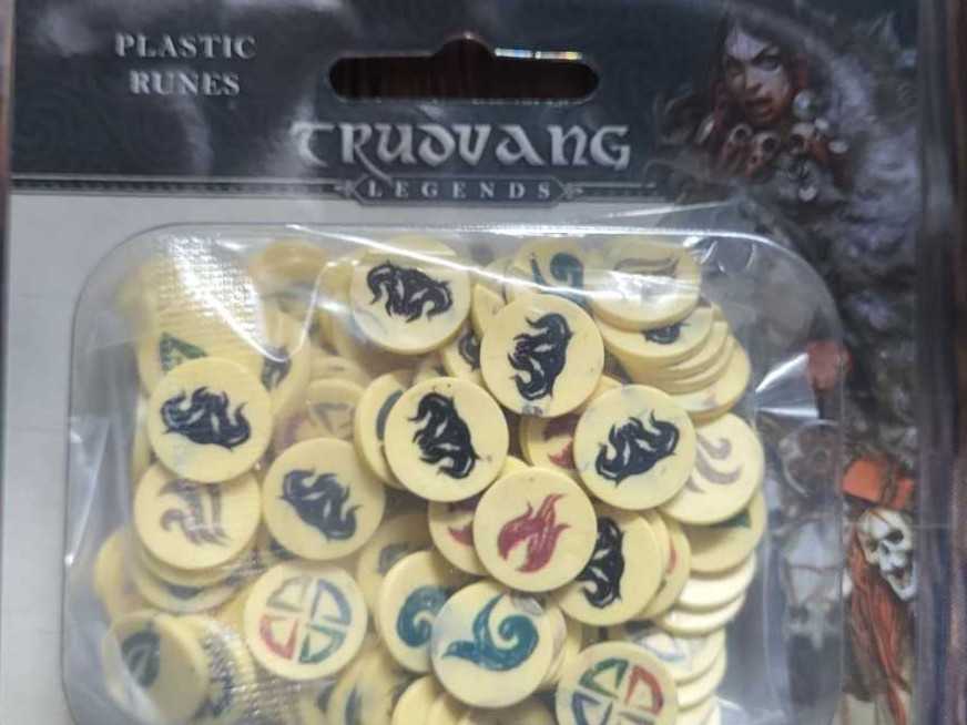 Let Them Eat Cake: A Game Of Honour And Pastry For 3-6 Players Osprey Games