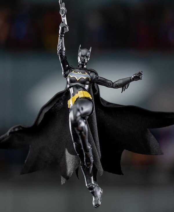 Batgirl:Cassandra Cain  board game collectible - Main Image 3