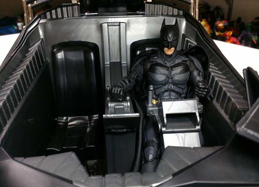 Batmobile Ver.4:Tumbler  board game collectible - Main Image 4