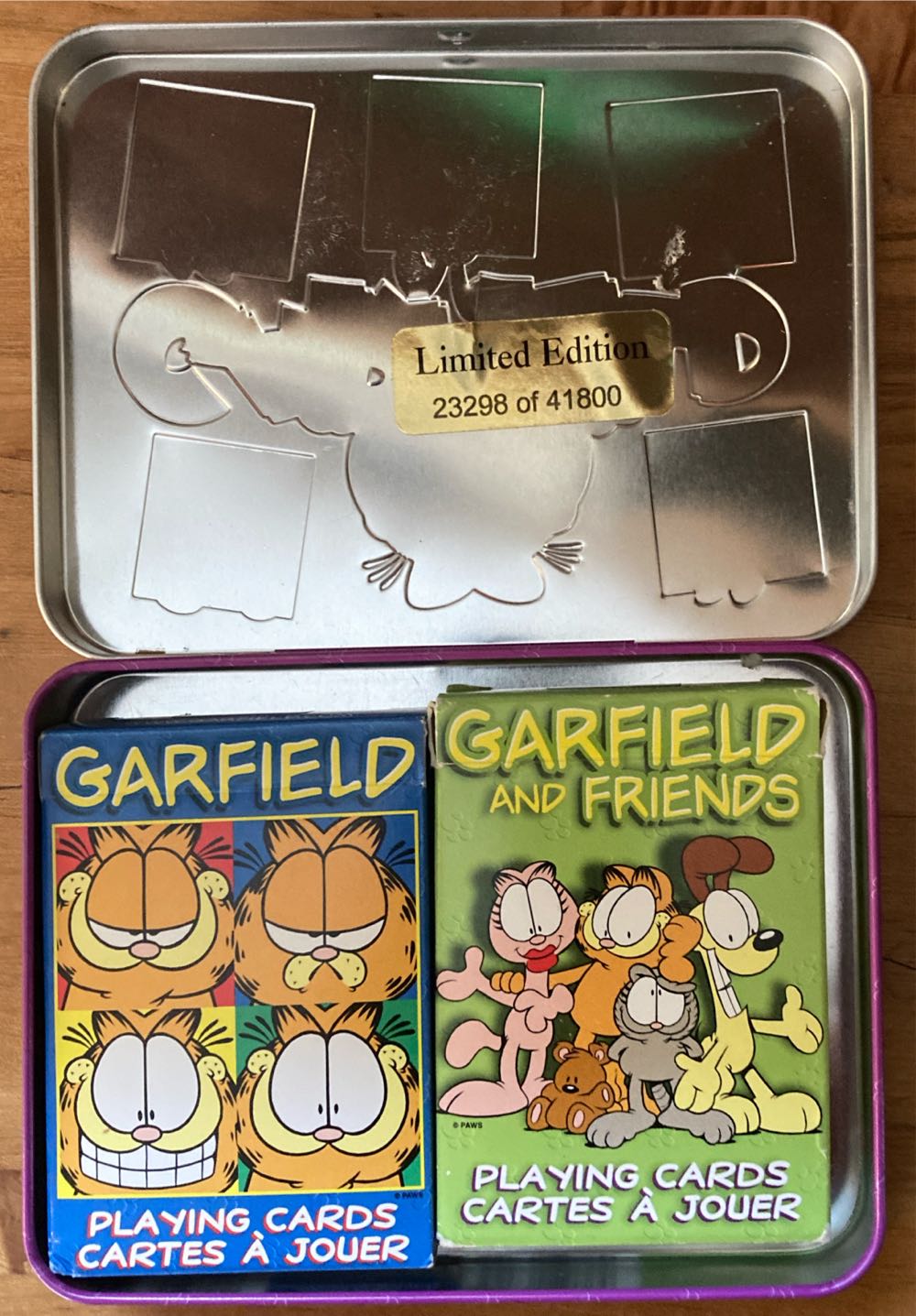 Vintage Garfield Playing Cards Hoyle Model Tin New In Factory Sealed  board game collectible [Barcode 041187068018] - Main Image 2