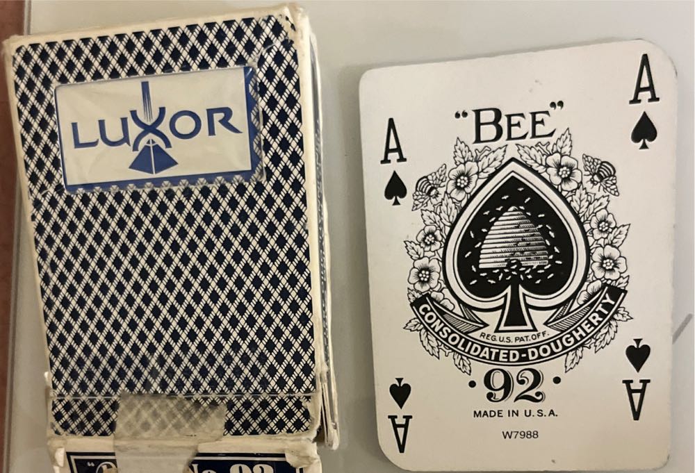 Luxor BEE Casino Blue Diamonds   board game collectible - Main Image 2