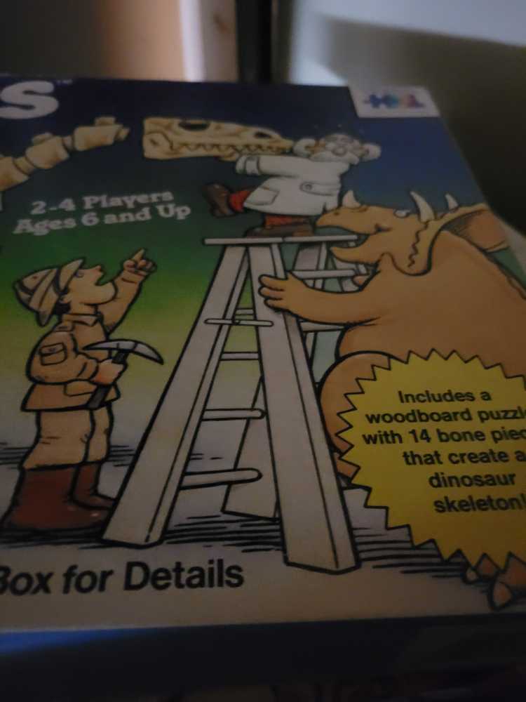 Dinobones  (2-4) board game collectible - Main Image 2