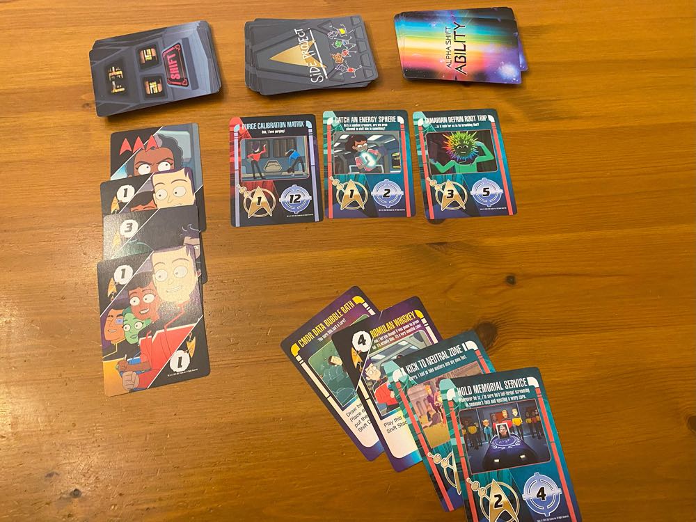 Star Trek: Lower Decks Buffer Time  (2-4) board game collectible [Barcode 9781802812008] - Main Image 3