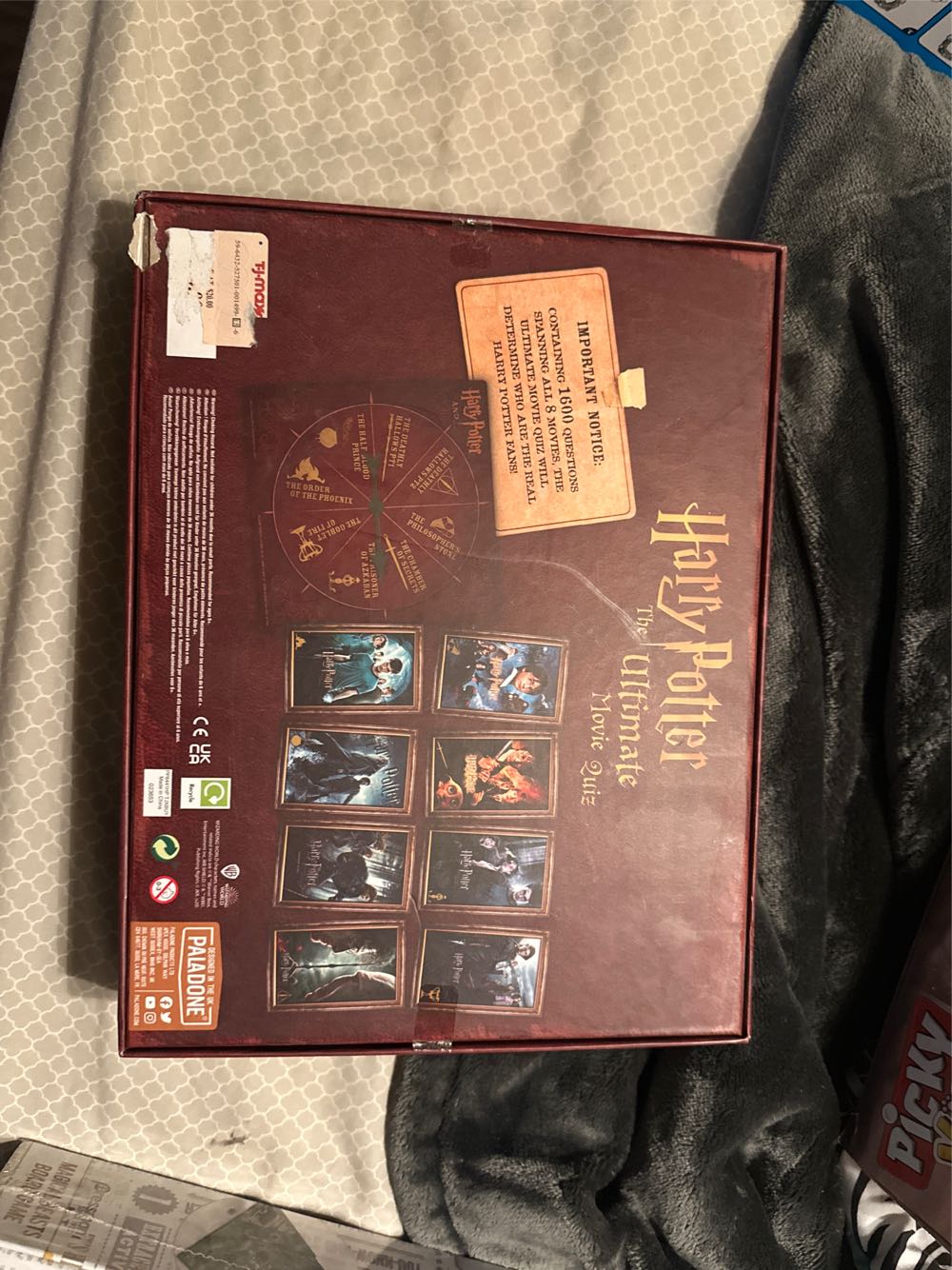 Harry Potter The Ultimate Movie Quiz  board game collectible - Main Image 2