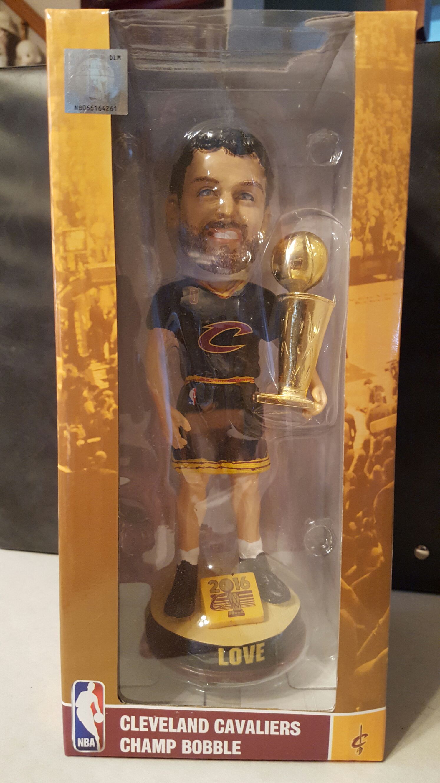 Cavs 2016 giant eagle Kevin Love  bobblehead collectible [Barcode 190163858775] - Main Image 2