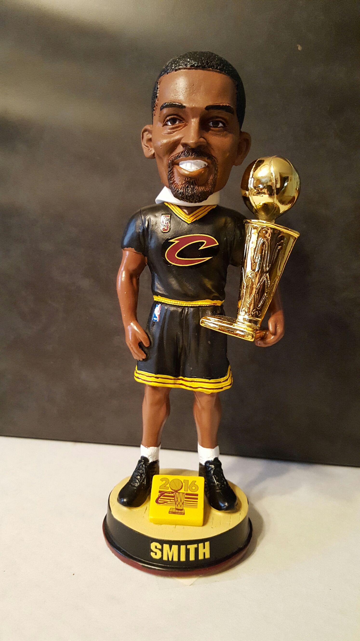 Cavs 2016 giant eagle J.R. Smith  bobblehead collectible [Barcode 190163859451] - Main Image 1