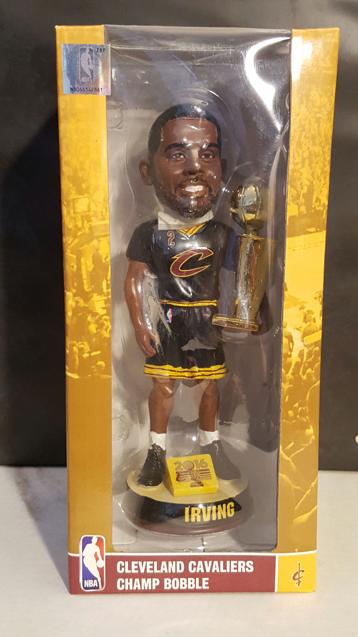 Cavs 2016 giant eagle Kyrie Irving  bobblehead collectible [Barcode 190163860815] - Main Image 2