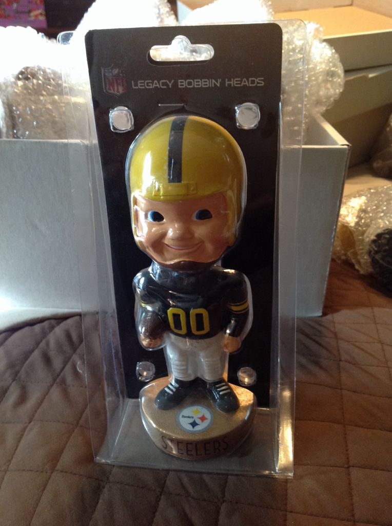 Steelers  bobblehead collectible [Barcode 687746524221] - Main Image 1