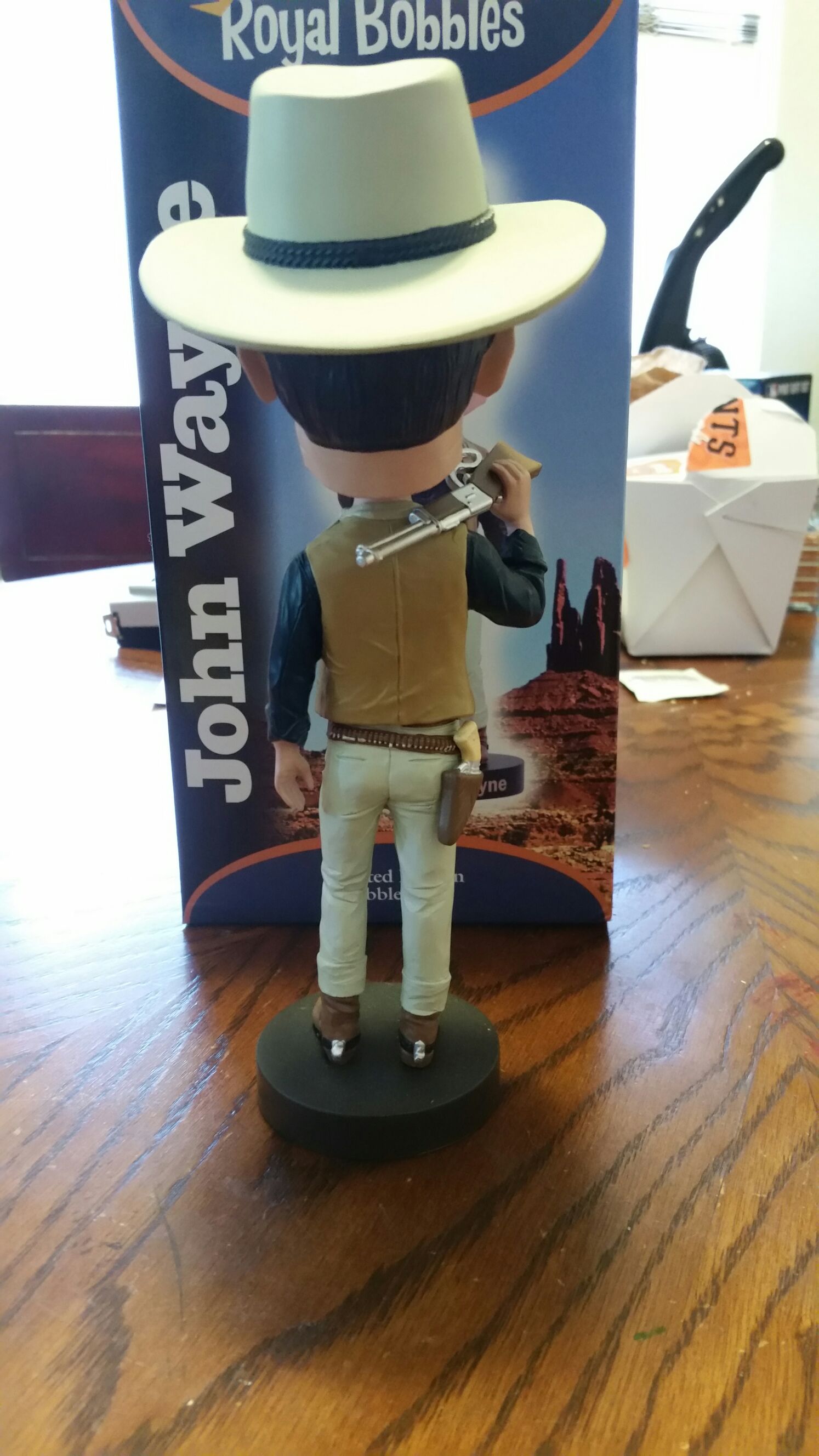 John Wayne  bobblehead collectible [Barcode 814089010399] - Main Image 2