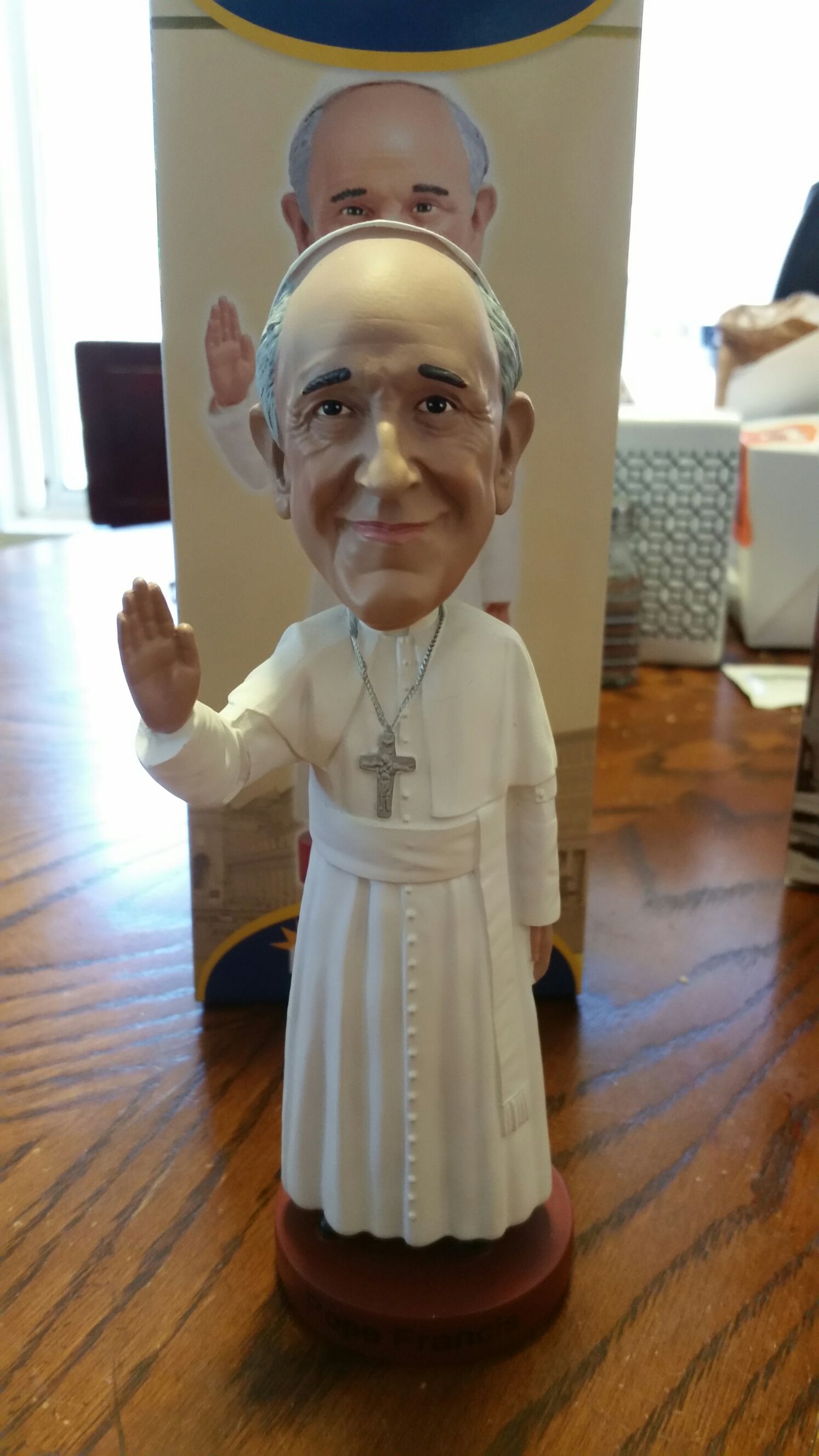 Pope Francis  bobblehead collectible [Barcode 814089010757] - Main Image 1