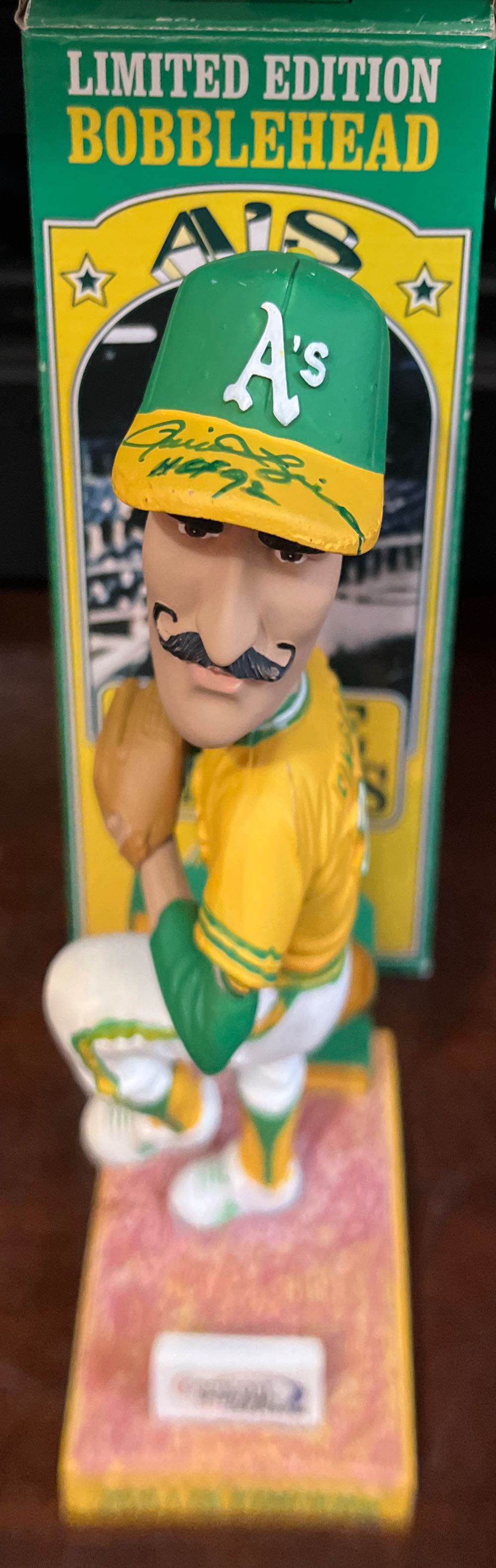 Rollie Fingers - Autographed - Bobblehead bobblehead collectible - Main Image 3