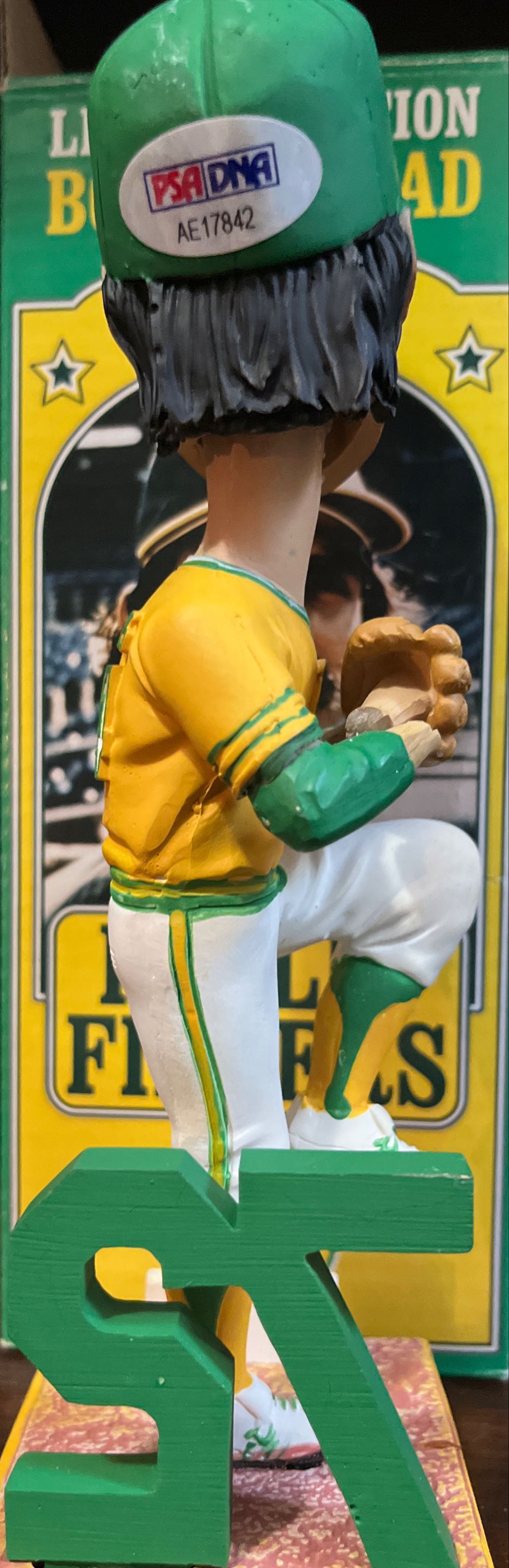 Rollie Fingers - Autographed - Bobblehead bobblehead collectible - Main Image 4