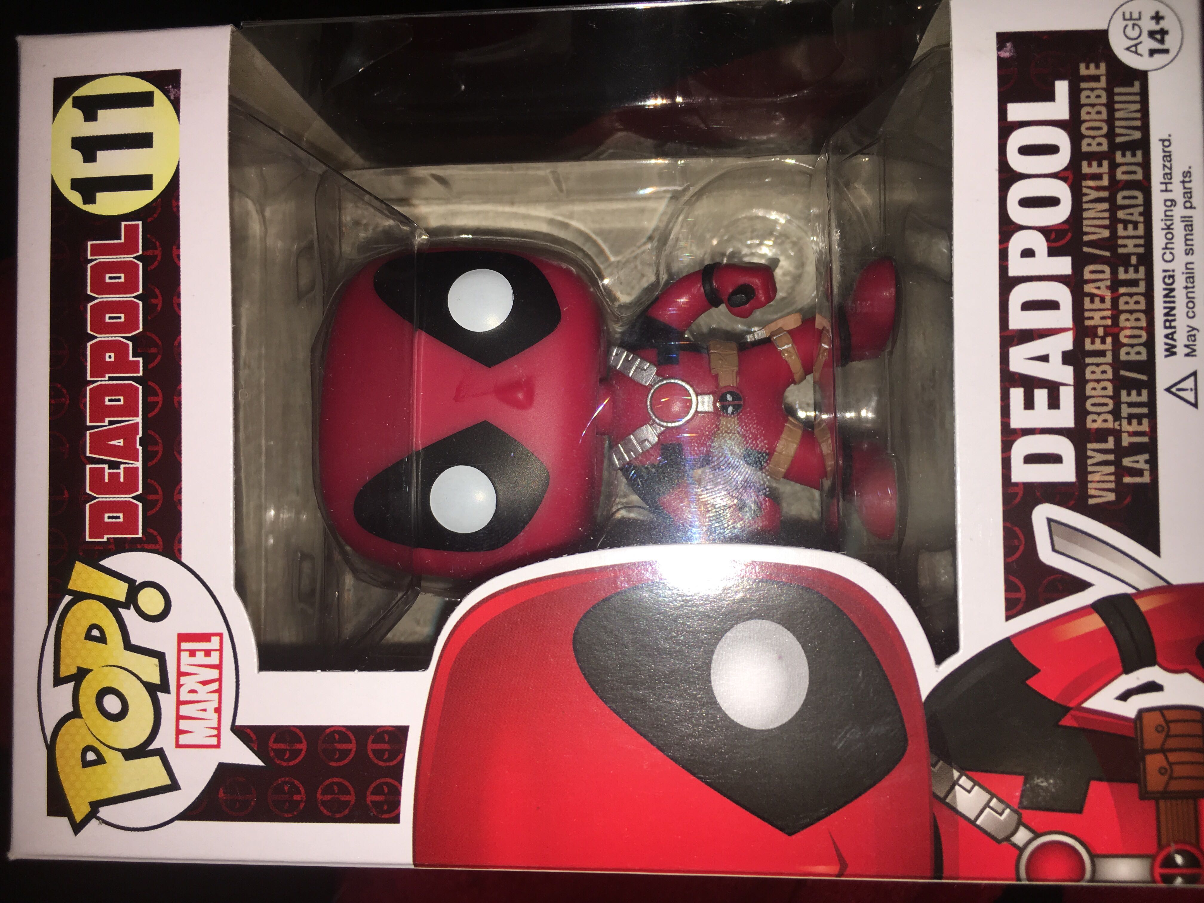 Deadpool (With Swords)  bobblehead collectible [Barcode 849803074869] - Main Image 1