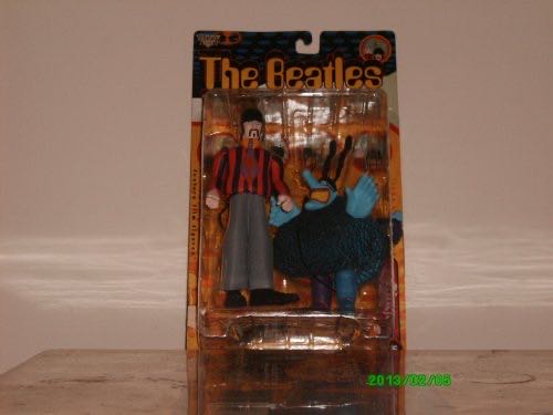 Beatles The Yellow Submarine Ringo Starr With Blue Meanie 8” Action Figure Mcfarlane  bobblehead collectible [Barcode 787926143041] - Main Image 1